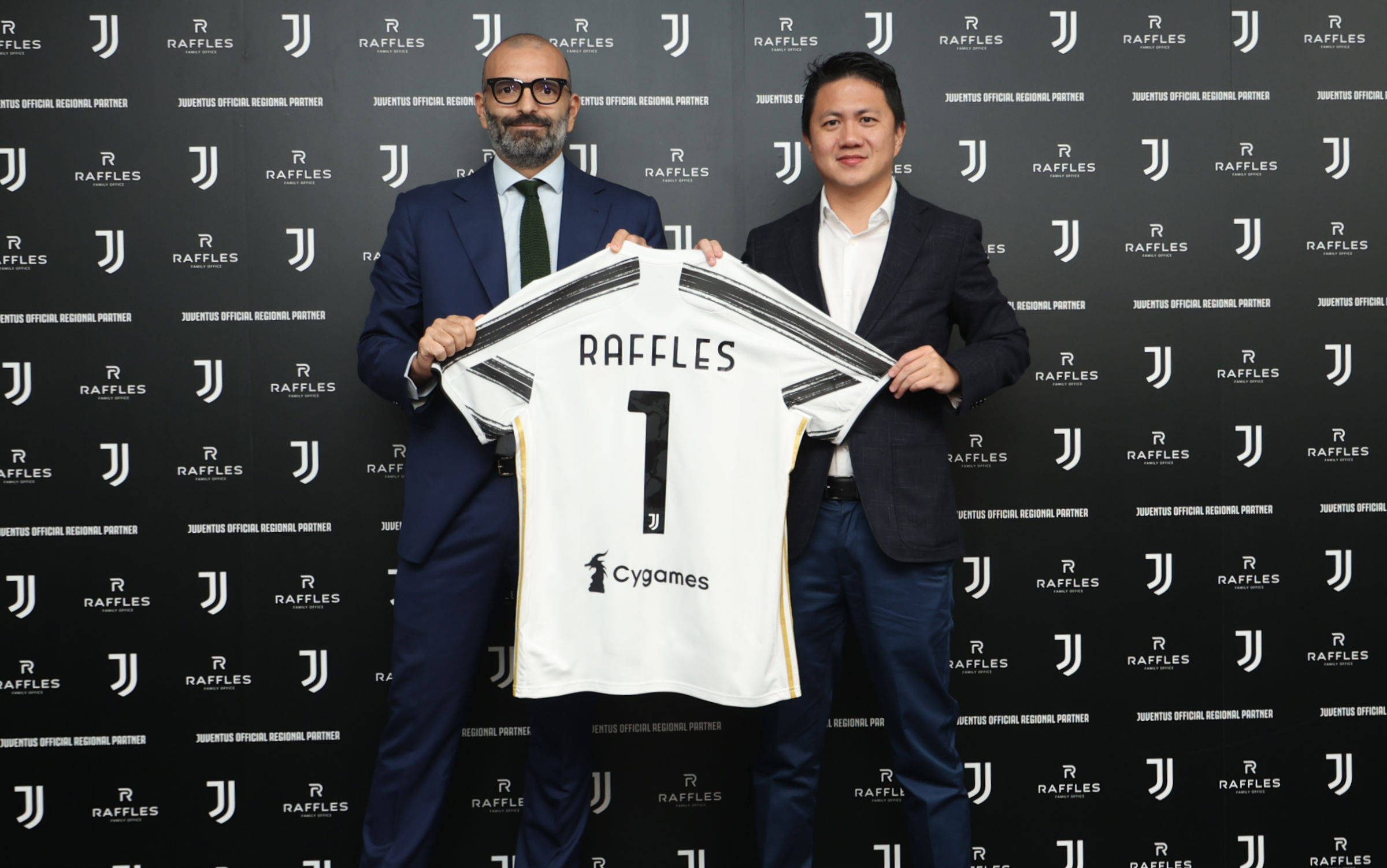 托蒂称赞穆里尼奥：绝对的顶级教练No.1，他为罗马带来冠军（托蒂盛赞穆里尼奥：世界第一的顶级主帅，已为罗马带回冠军）