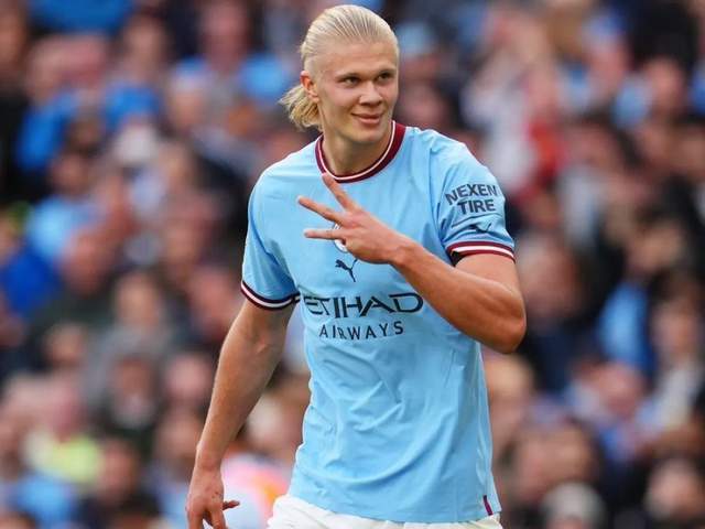 李璇：中足联颁奖礼毫无市场意识，像80年代厂矿表彰大会（李璇：中足联颁奖典礼缺乏市场化思维，宛如80年代厂矿表彰会）