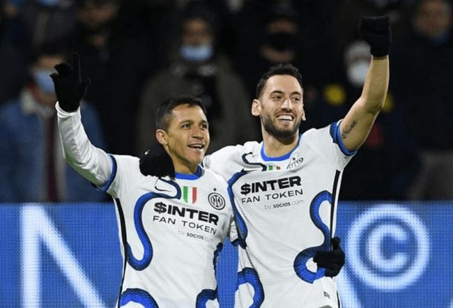 马竞公布本轮联赛大名单：格列兹曼、阿尔瓦雷斯在列，巴埃纳缺阵（马竞发布本轮名单：格列兹曼、阿尔瓦雷斯入选，巴埃纳无缘出战）